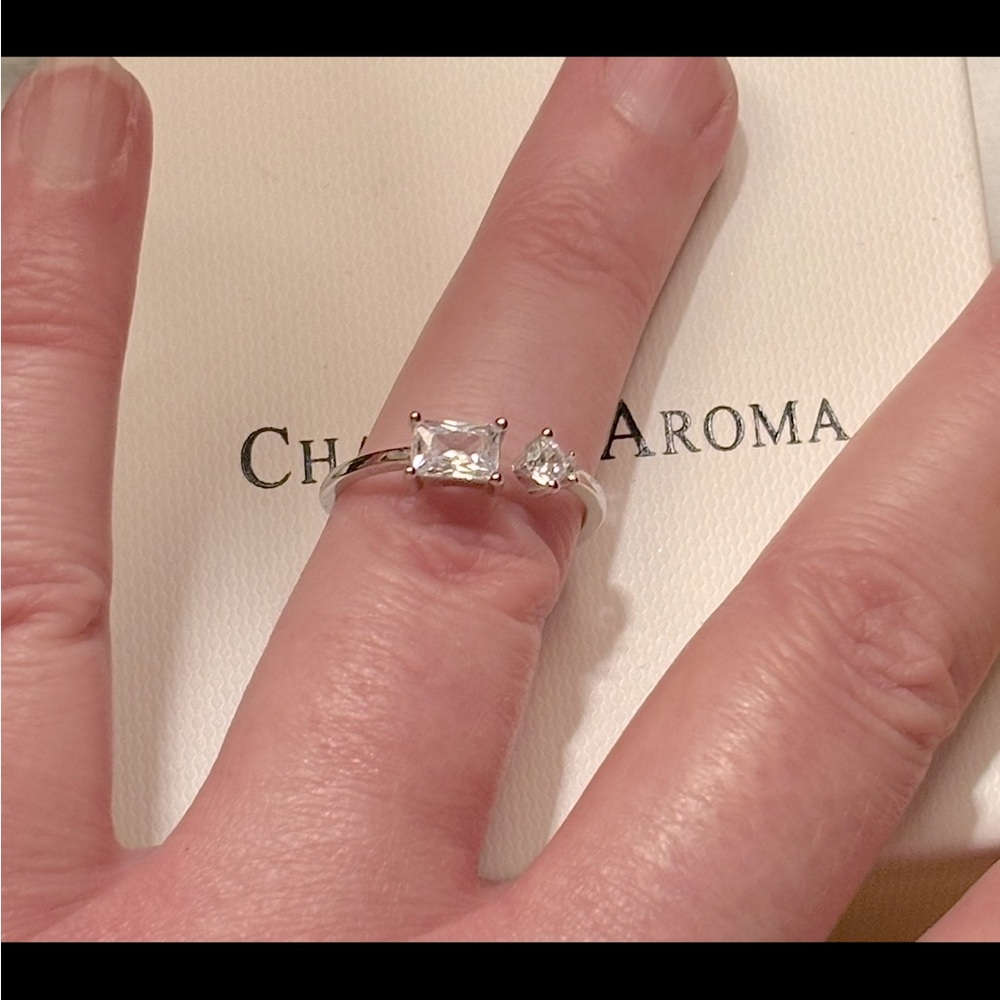 Charmed Aroma- Sterling Silver Dual Cubic Zirconia Stone-Ring-Size 7 - Picture 5 of 5